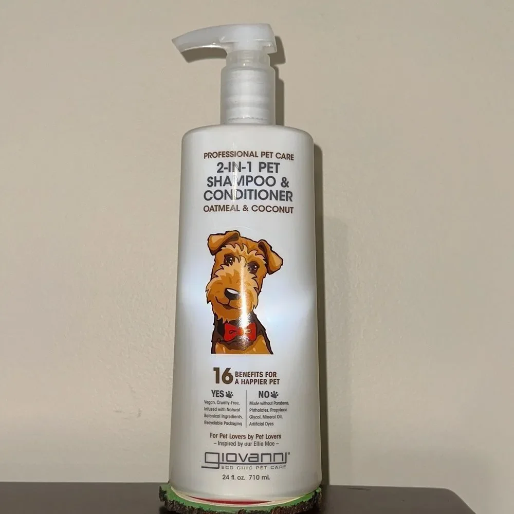 Giovanni 2-in-1 PET SHAMPOO & CONDITIONER Oatmeal & Coconut 24 fl oz pump